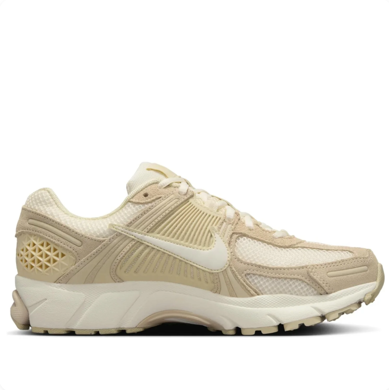 Nike Zoom Vomero 5 Cream & Beige Sneakers with Textured Lining