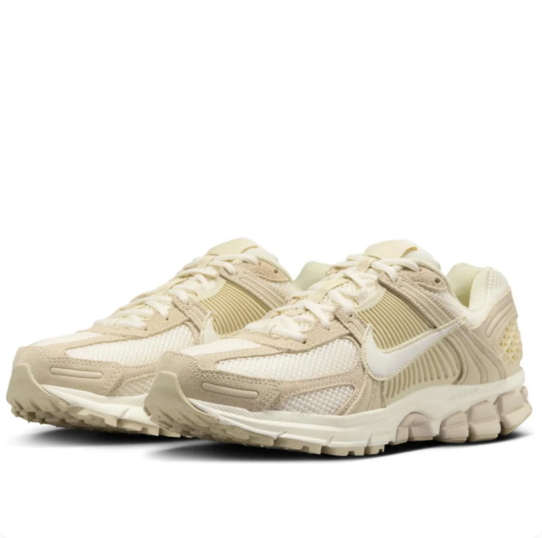 Nike Zoom Vomero 5 Cream & Beige Sneakers with Textured Lining